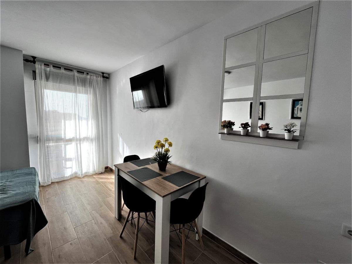 Ver7 - Estudio, Wifi, Fire Stick Amazon, Terraza, Vistas Al Mar, Piscina Torremolinos Zewnętrze zdjęcie