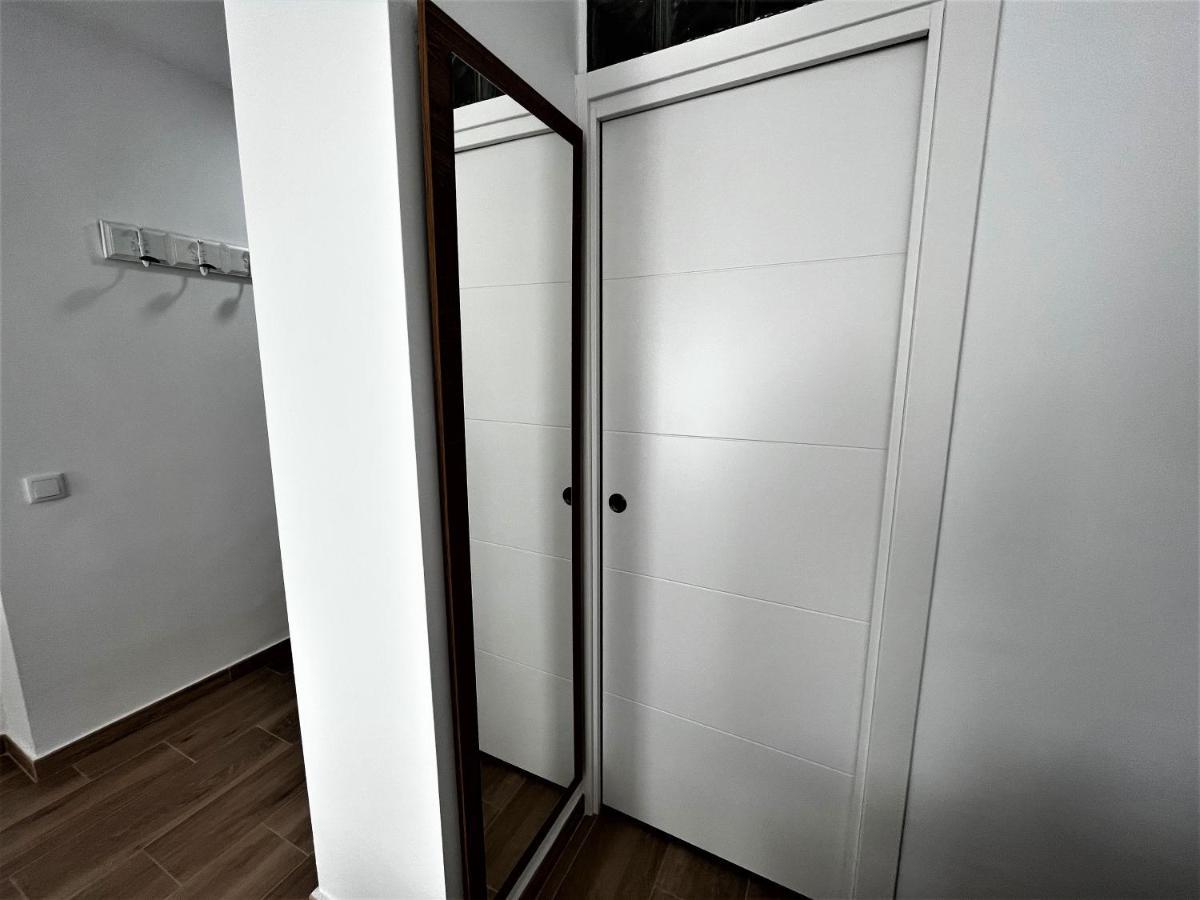 Ver7 - Estudio, Wifi, Fire Stick Amazon, Terraza, Vistas Al Mar, Piscina Torremolinos Zewnętrze zdjęcie